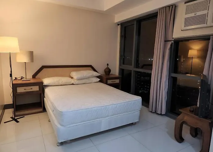 Casa Antonio At Viceroy Mckinley Hill Apartment