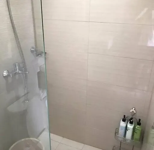 Casa Antonio At Viceroy Mckinley Hill Apartment